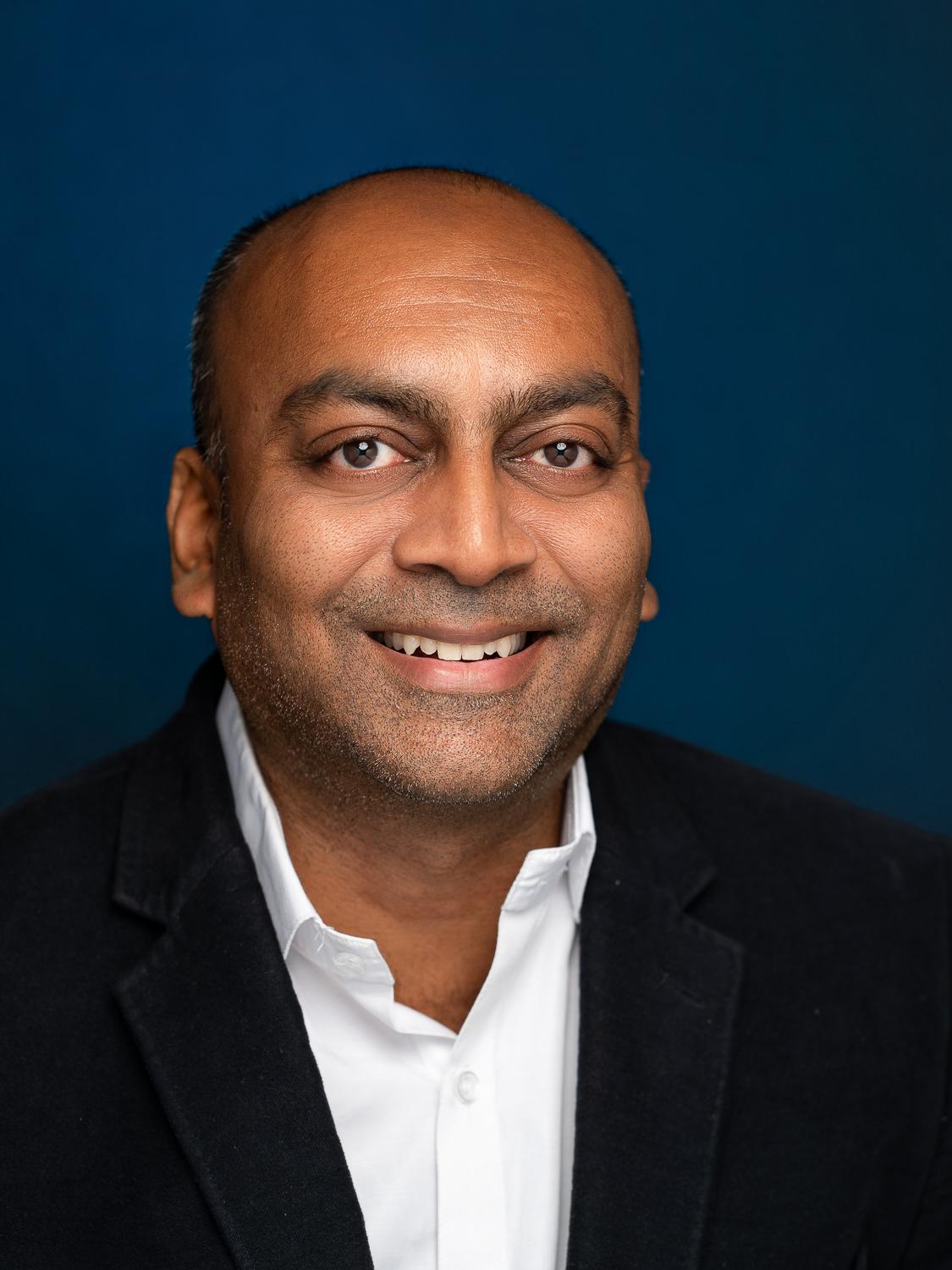 Bharat Varsani FCCA - Director, Key Ledgers Global